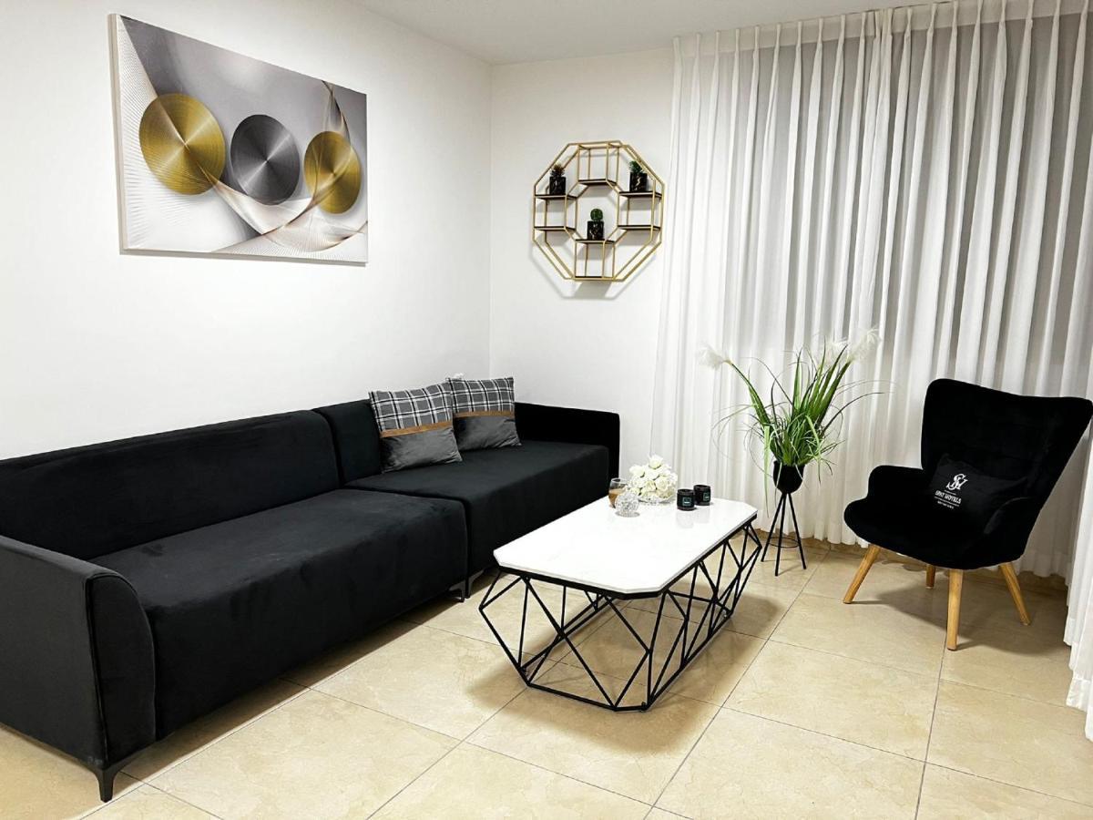 Spat Vip Apartment 巴特亚姆 外观 照片