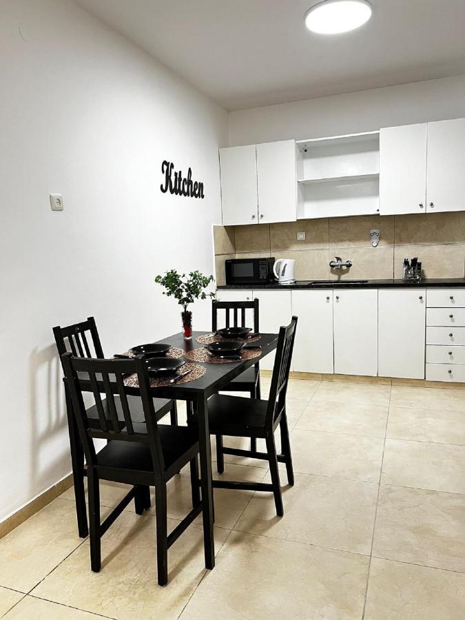 Spat Vip Apartment 巴特亚姆 外观 照片
