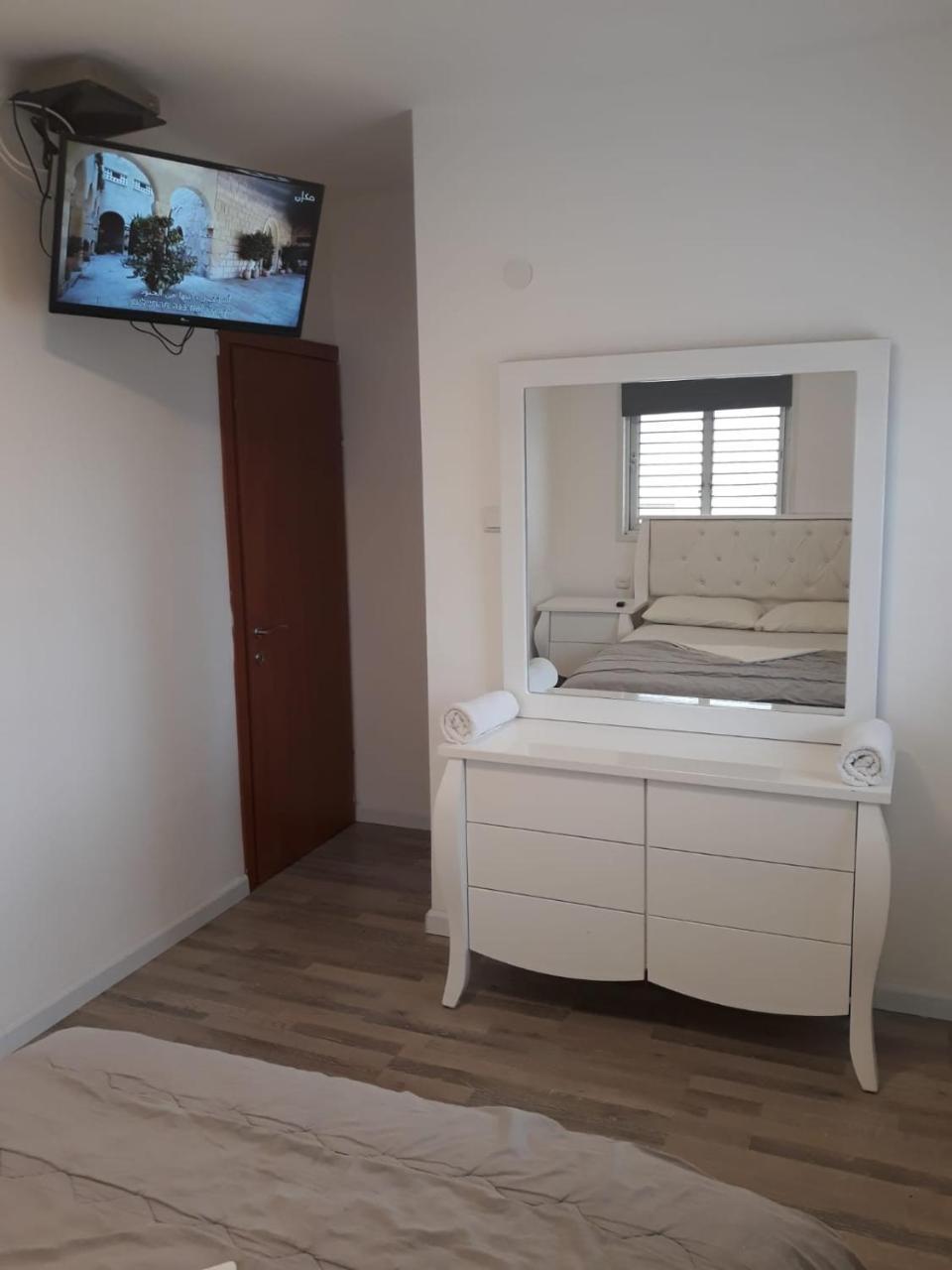 Spat Vip Apartment 巴特亚姆 外观 照片